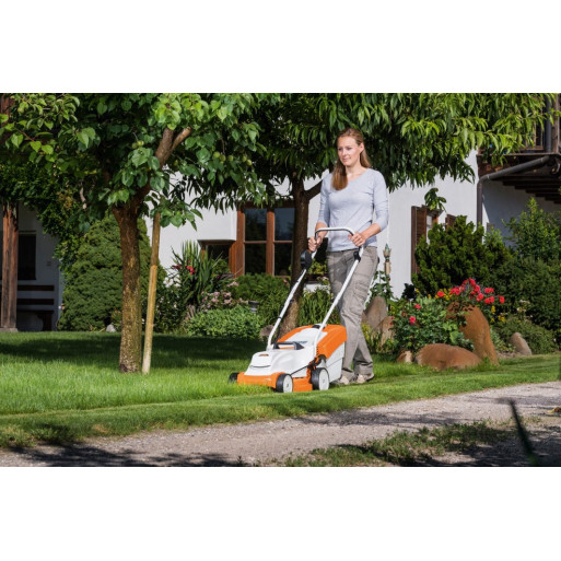 Stihl corta relvas RMA 235 - AK 30 + AL 101